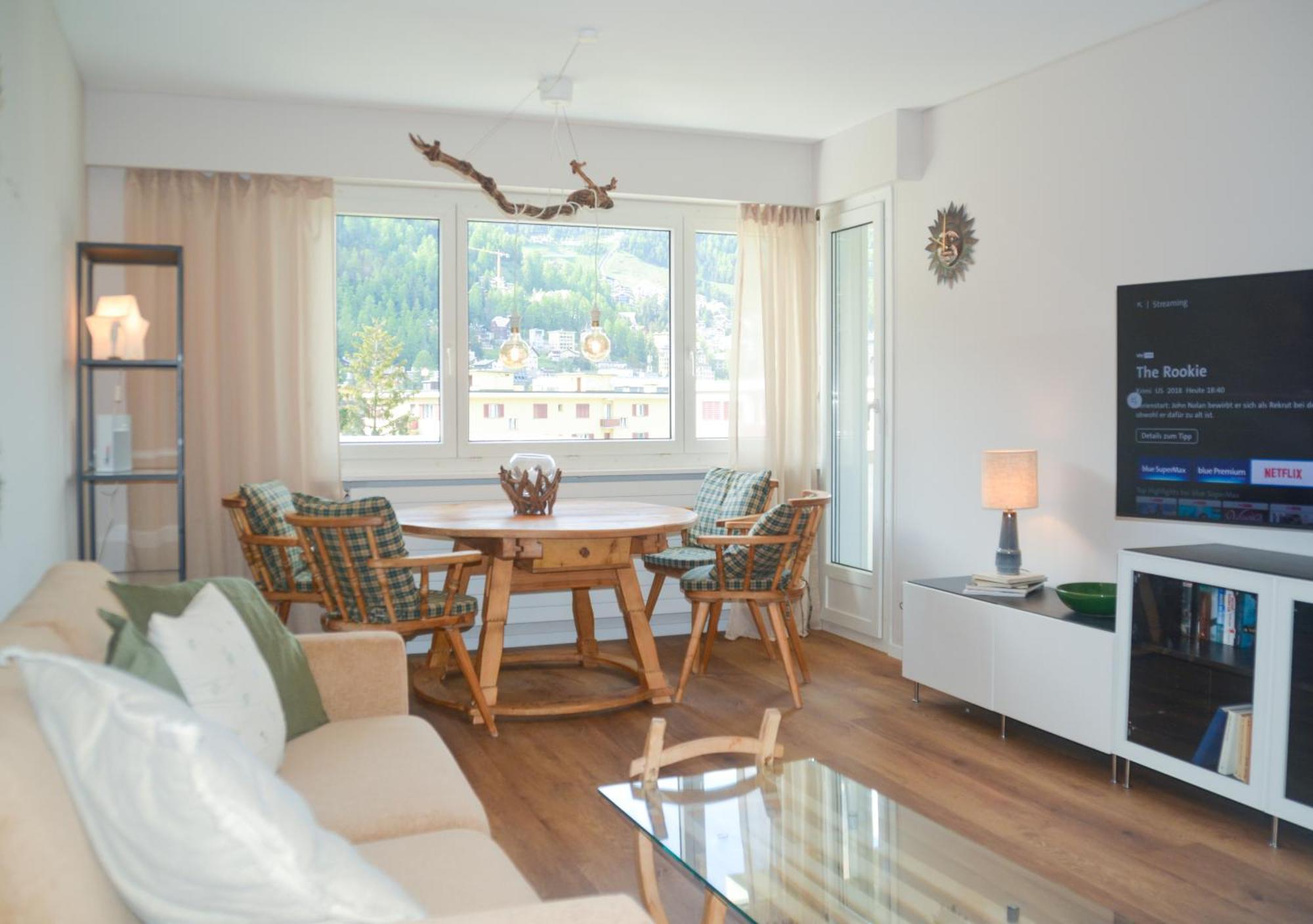 Swissme - Neu-Seeblick-Balkon-Parkplatz-Nahe Bergbahn St. Moritz Exterior photo
